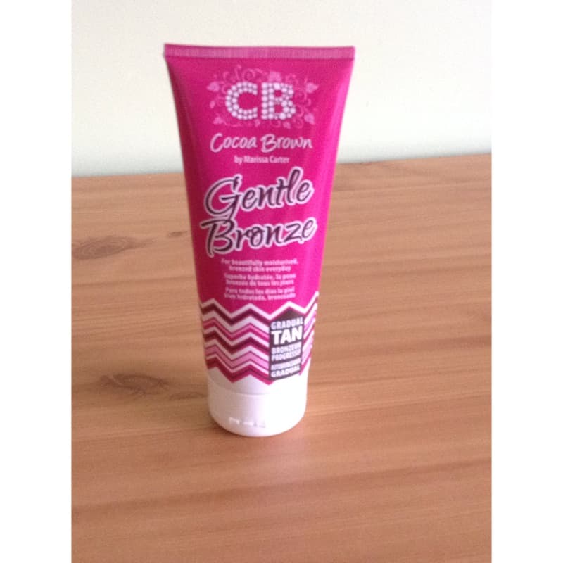 Review: Gentle Bronze Gradual Tan by Cocoa Brown - Books and Beauty
