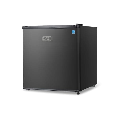 Amazon.com: BLACK+DECKER BCRK17B Compact Refrigerator Energy Star ...