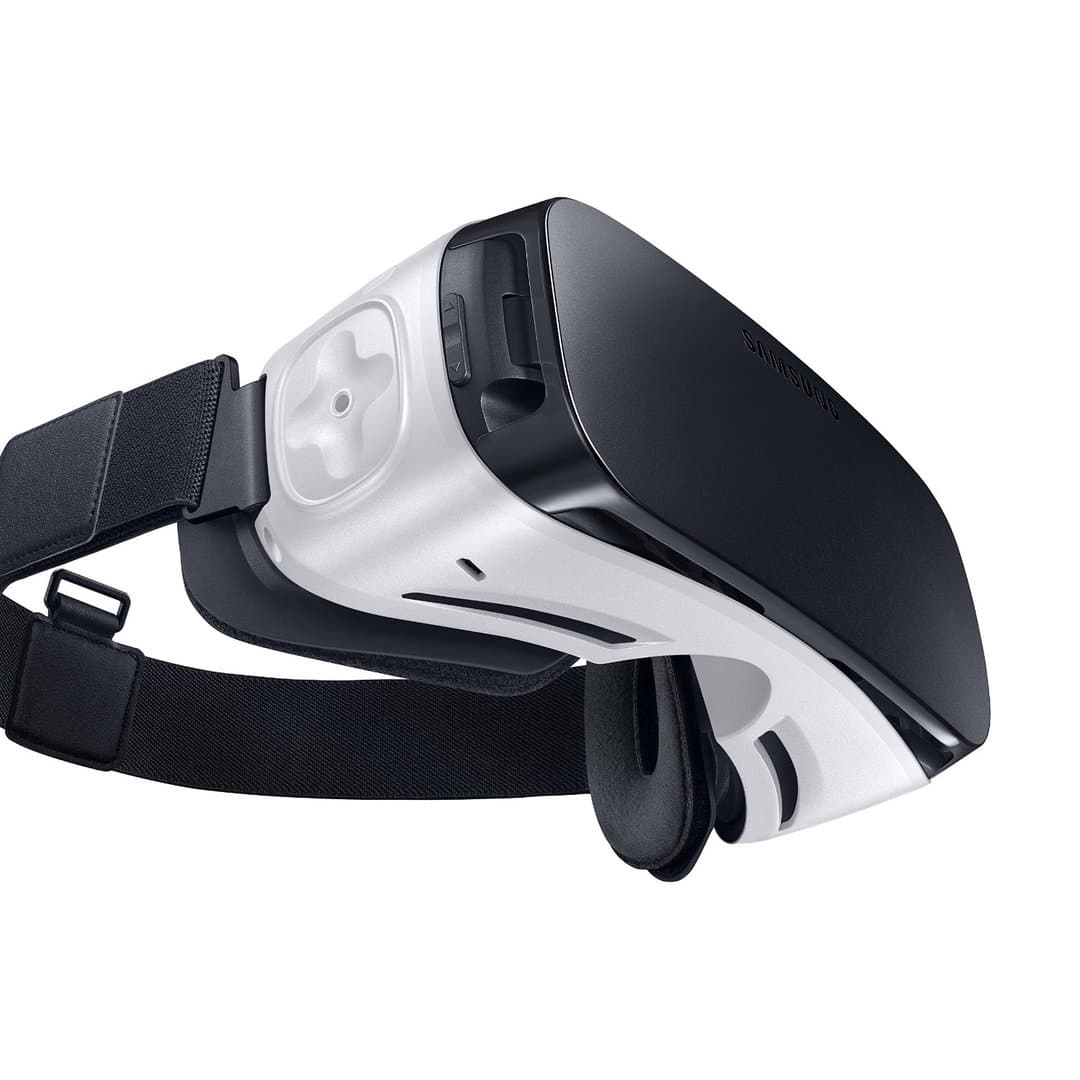 Samsung Gear VR Headset (Powered by Oculus) - White